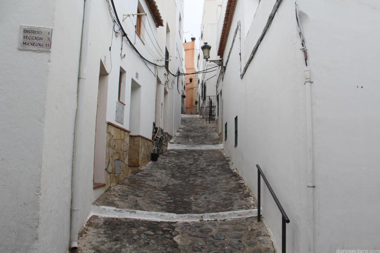 Las Palmeras Almunecar Exterior photo